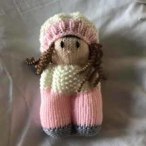 Knitling- pocket knitling little girl in beret