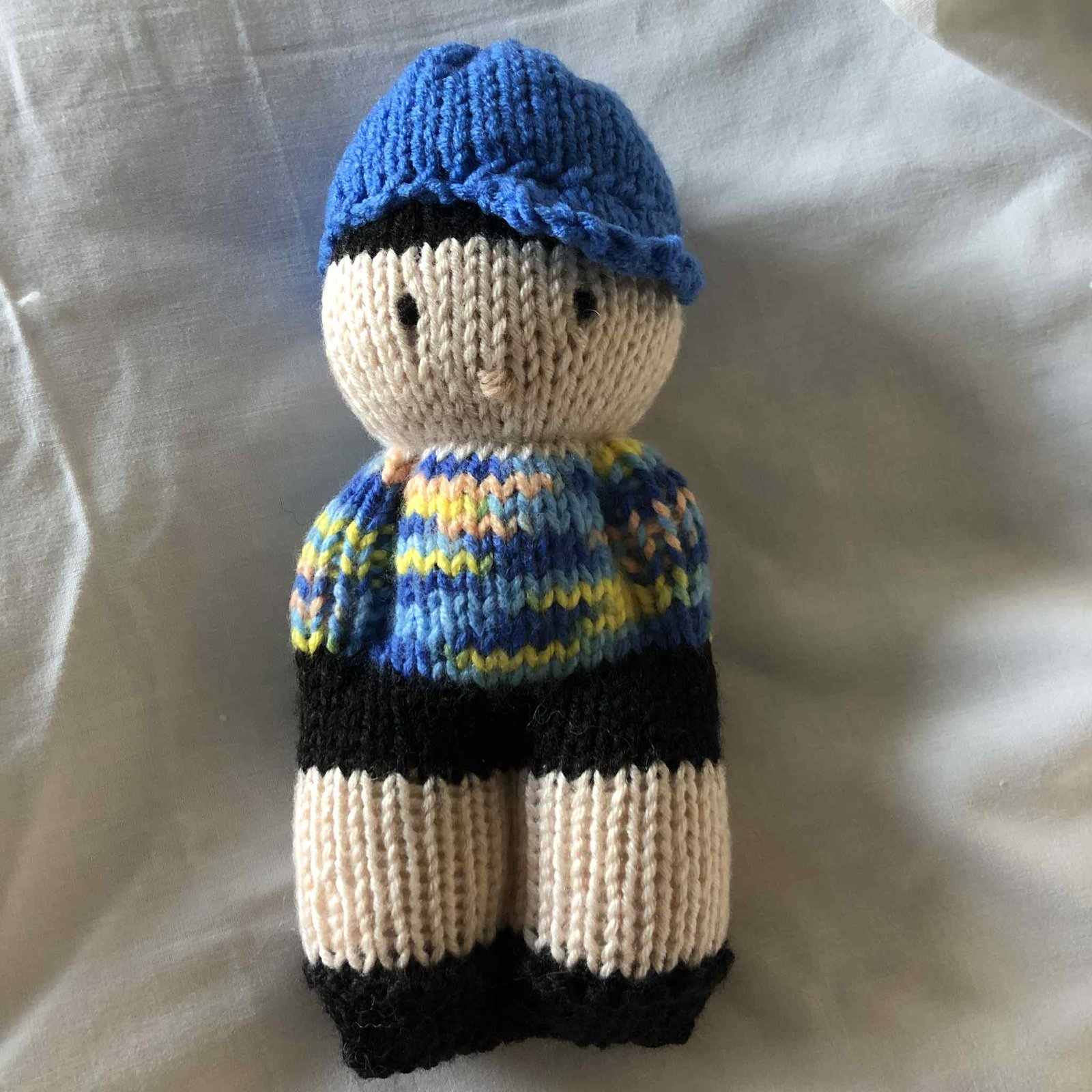 Knitling- pocket knitling boy in cap