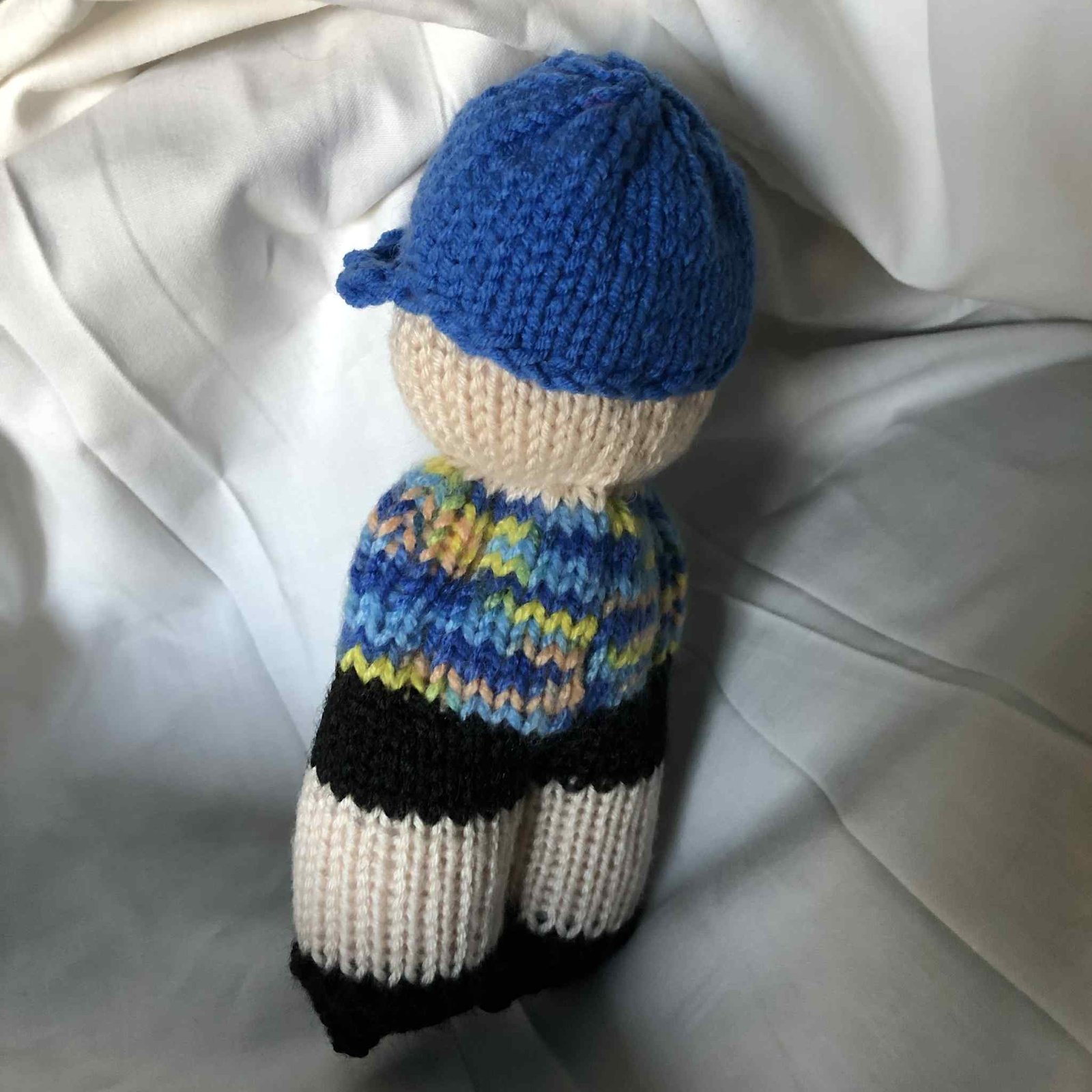 Knitling- pocket knitling boy in cap - Image 2